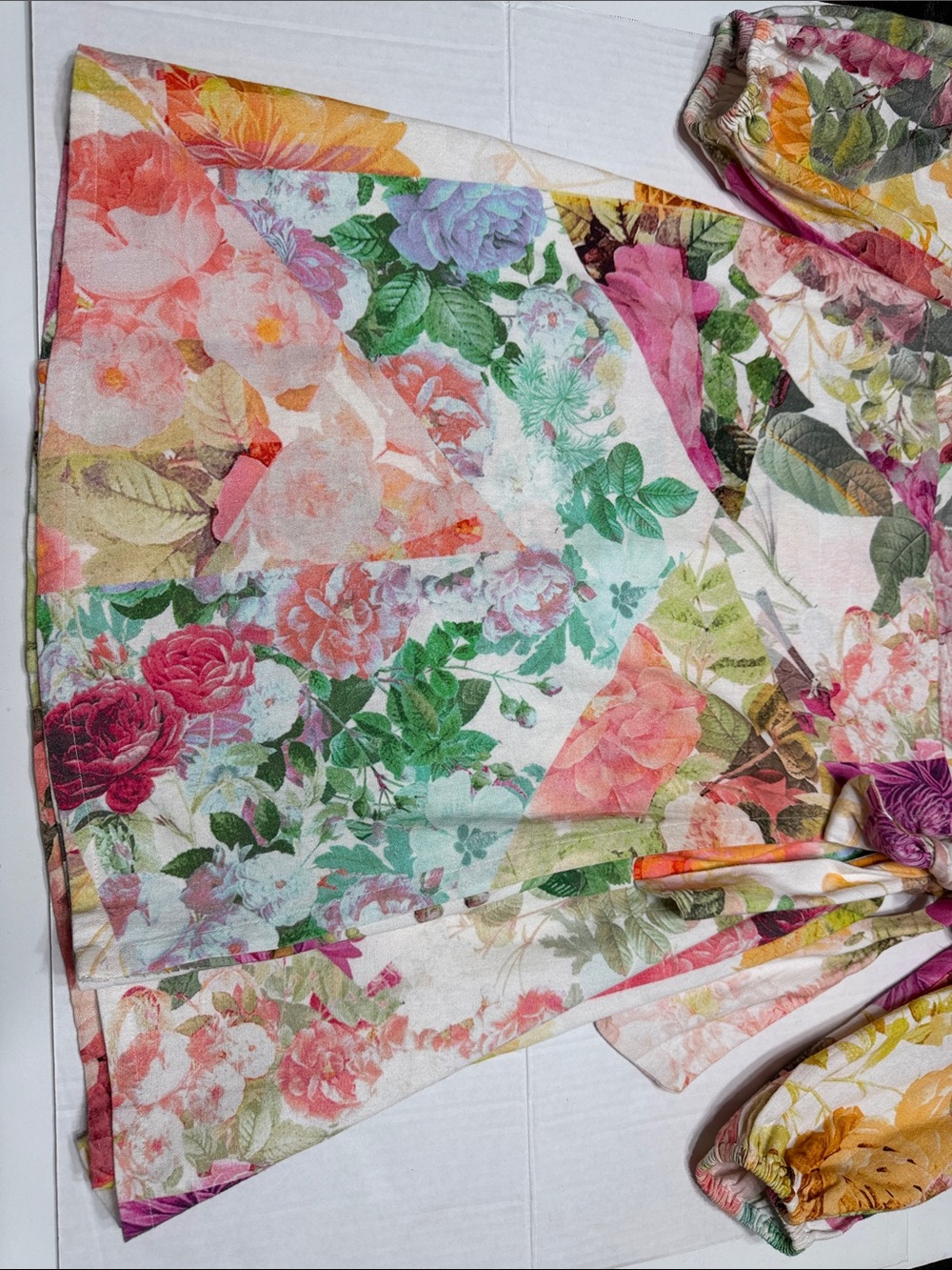Vince Camuto Multicolor Floral Puff-Sleeve Mini Dress - Picture 6 of 15